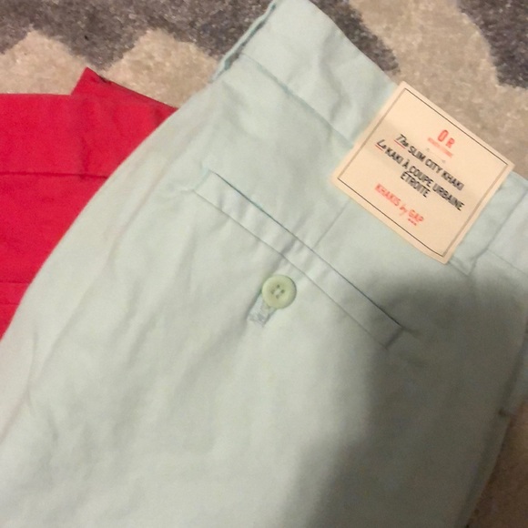 Women’s Capri Pants - Picture 3 of 3